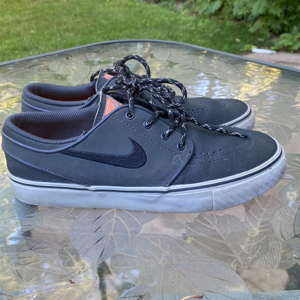 Nike SB - Stefan Janoski, Boys Size 5.